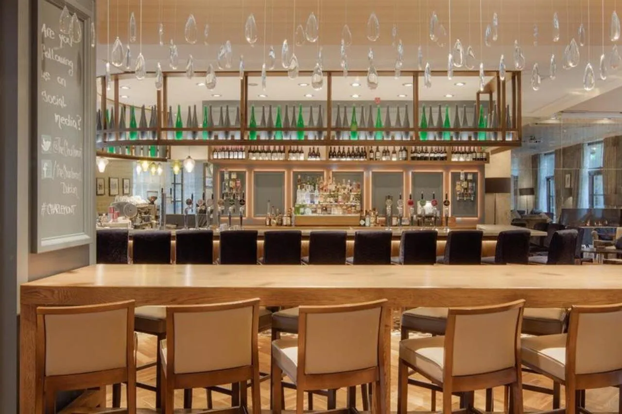 Hilton Dublin Otel 4*,